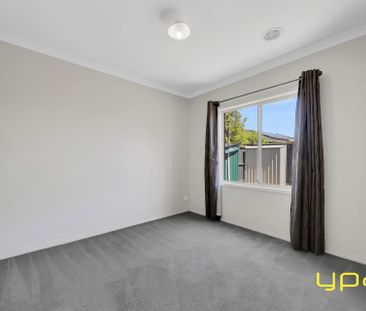 Light, Bright & Perfectly Located – Your Next Home in Doreen! - Photo 4