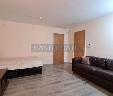 Studio to rent - Photo 1