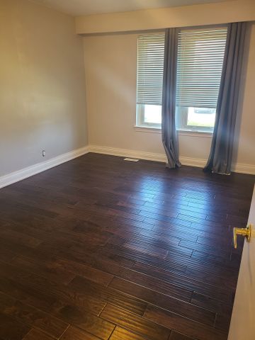 For Lease - 43 Playfair Avenue, Toronto, Ontario - Photo 5