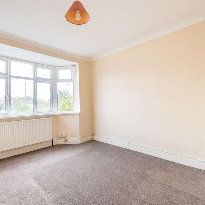 4 bedroom semi-detached house to rent - Photo 1