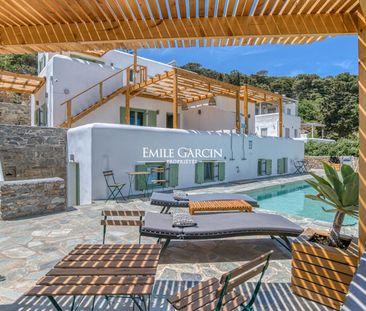 Vie de Village Unique à Paros : Villa à Louer avec Vue Panoramique ... - Photo 1