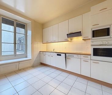 EAUX-VIVES - Sublime appartement de 8 pièces vue Jet-d'Eau - Photo 2