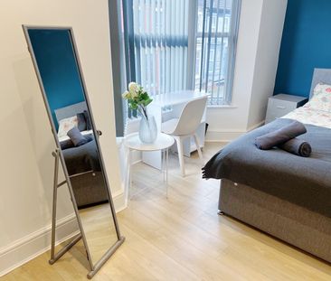 Room in a Shared House, Newcombe Street, L6 - Photo 6