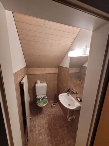 UNIQUEMENT POUR UNE PERSONNE SEULE EN FORCH (ZH), MEUBLÉ, TEMPORAIRE - Photo 2