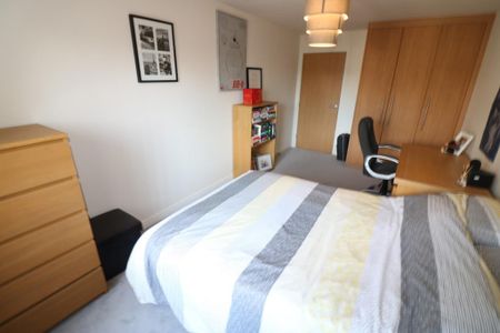 4 bedroom detached house to rent - Photo 4