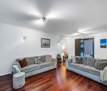 Spacious family home - Photo 6