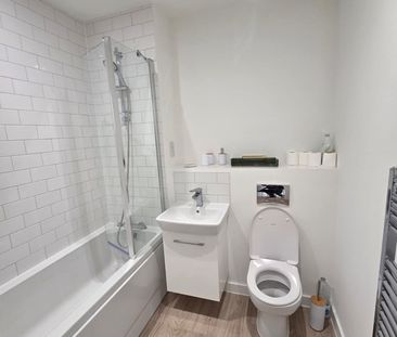 1 Bed Flat, Griffiths Close, B12 - Photo 4