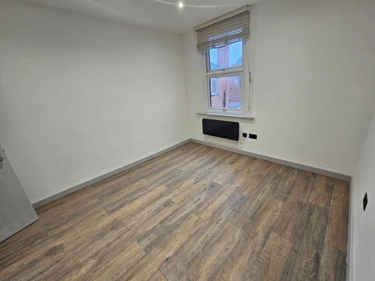 Studio Flat, Laleham Road, SE6 - Photo 1