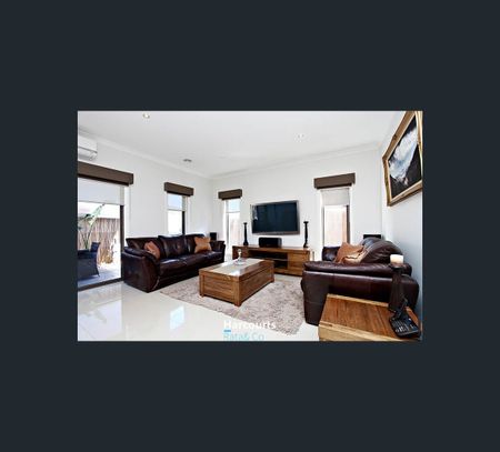 8 Kopi Way, Wollert, Vic 3750 - Photo 5