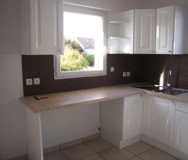 Location Appartement 2 pièces 43m² TOURNAN EN BRIE 77220 - Photo 2