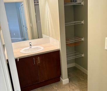 Apartment in Country Hills - Photo 2