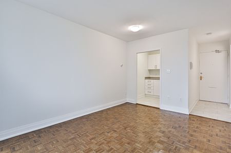 Junior 1 Bedroom - Photo 2