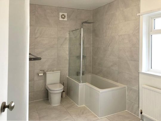 2 Bed Semi-Detached House, Abbey Road, CR0 - Photo 1