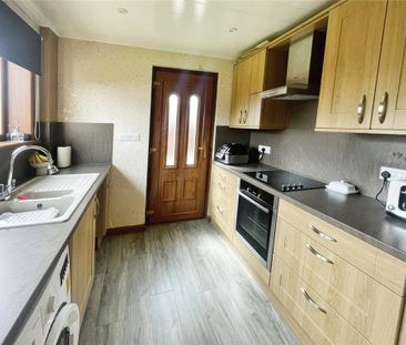 2 bedroom end of terrace house to rent - Photo 6