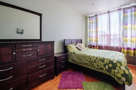 Fully Furnished 2-Bedroom - Photo 2