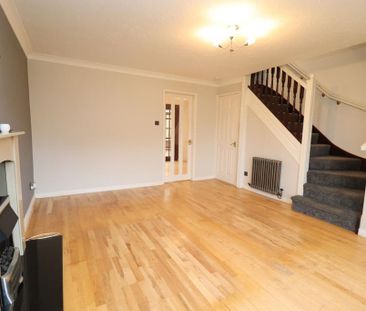 3 bedroom detached house to rent - Photo 2