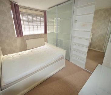 3 Bedroom Semi Detached To Let - Photo 3