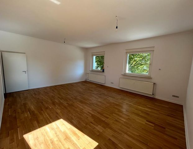 traumhafte sonnige 3-Zimmer-Wohnung110 m² ab sofort - Photo 1