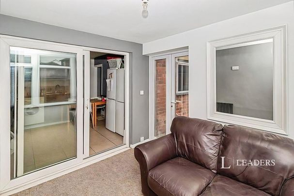 1 bedroom house to rent - Photo 1