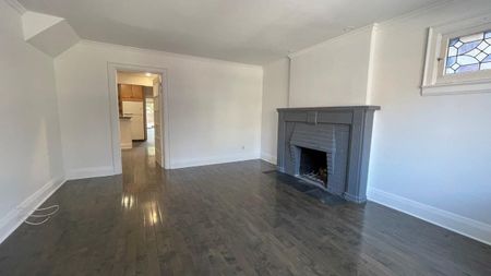 For Lease - 231 Hillsdale Avenue Unit# 1st Floor, Toronto, Ontario - Photo 5