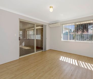 4x2 FAMILY HOME IN WAIKIKI! - Photo 3