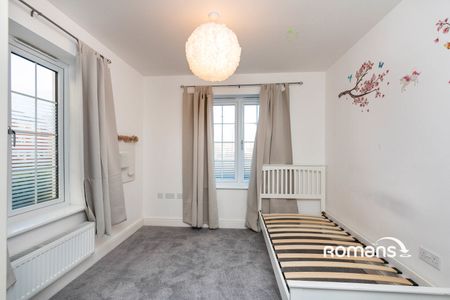 2 bedroom maisonette to rent - Photo 2