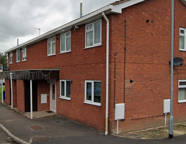 Flatts Close, Burton-on-Trent, Staffordshire, DE13 0GB - Photo 1