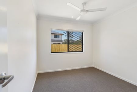 Spacious Family Home - Photo 2