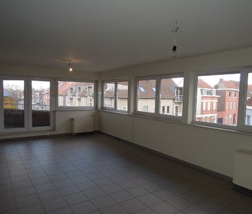 Eenslaapkamerappartement te huur met terras. - Photo 6