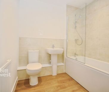 2 bedroom flat to rent - Photo 6