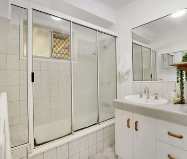 Renovated 3 bedroom home with large shed & aside access situated in... - Photo 4