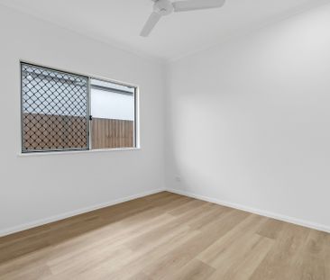 HIGH SPEC, EXECUTIVE ENTERTAINER IN SOUGHT AFTER SMITHFIELD POCKET! - Photo 5