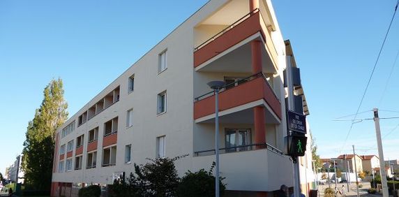 Location Appartement 1 pièce 20m² CLERMONT FERRAND 63000 - Photo 2