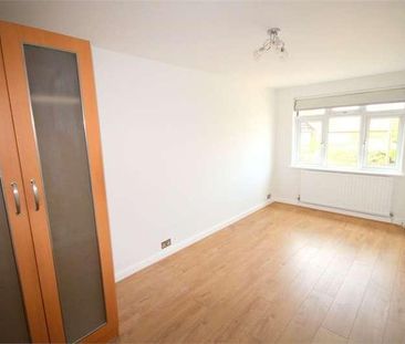 Boundary Road, Chalfont St Peter, SL9 - Photo 5