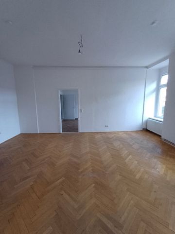84 m² - Altbauwohnung um € 694,00 - 2 Zimmer Wohnung mit Wohnküche - großzügige, helle Räume - Möglichkeit auf Parkplatz im Innenhof - Photo 2
