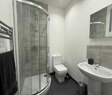 Flat to rent on - Photo 4