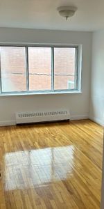 Grand 3 1/2 rénové Cote des Neiges - Photo 4