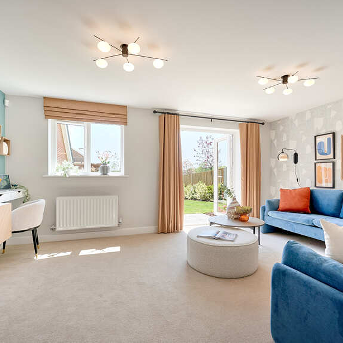 3 bedroom semi-detached house to rent - Photo 1