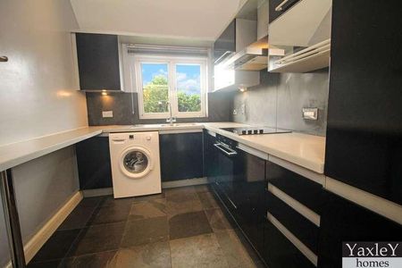 Scholars Mews, School Road, Great Totham, Maldon, CM9 - Photo 5