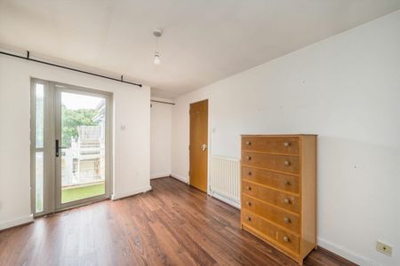 Westferry Road - Photo 2