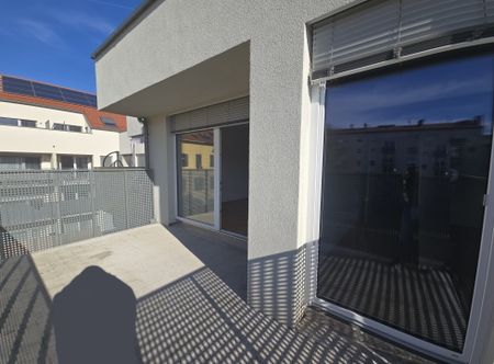 Geförderte, neuwertige 2 Zimmer Wohnung mit großem BALKON in Innenhoflage - Puchstraße 44 - Top 014 - Photo 3