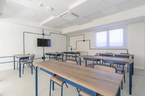 Calle Alcalde Ángel Arroyo, Getafe, Community of Madrid 28904 - Photo 1