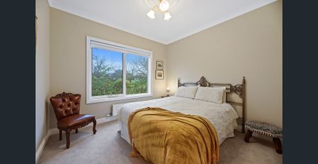 Classic Family Home in Relaxed Country Setting - Photo 4