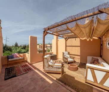 House in The Golden Mile, Costa del Sol - Photo 1