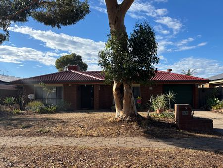 Spacious Family Home in Sought after Location - Photo 4