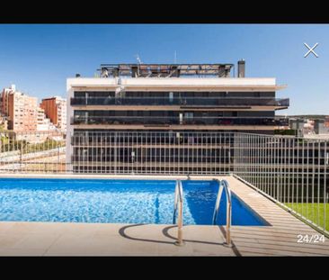 Carrer de Campoamor, L'Hospitalet de Llobregat, Catalonia 08907 - Photo 4