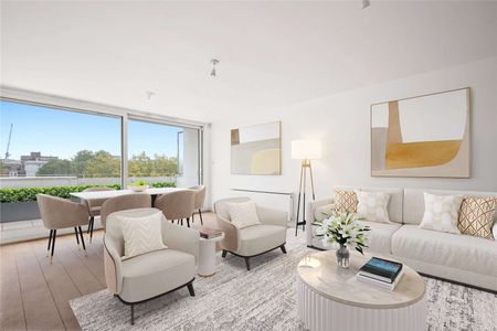 A superb three bedroom apartment with lift, parking and a balcony with views over Hyde Park - Photo 2