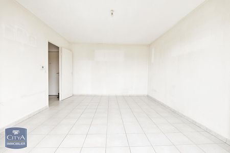 Location Appartement 2 pièces 46m² GRAND CHARMONT 25200 - Photo 3