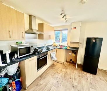 Lawson Avenue, Nottingham, NG10 - Photo 3