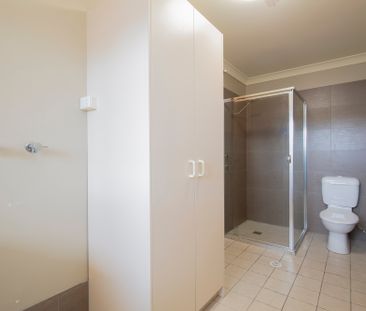 1/7 Verulam, Lambton NSW 2299 - Townhouse For Rent | Domain - Photo 2